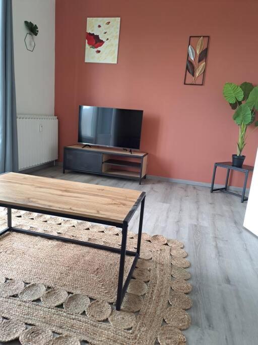 Agreable T2 Classe 3 Etoiles, Refait A Neuf, Dans Quartier Calme 로데즈 외부 사진