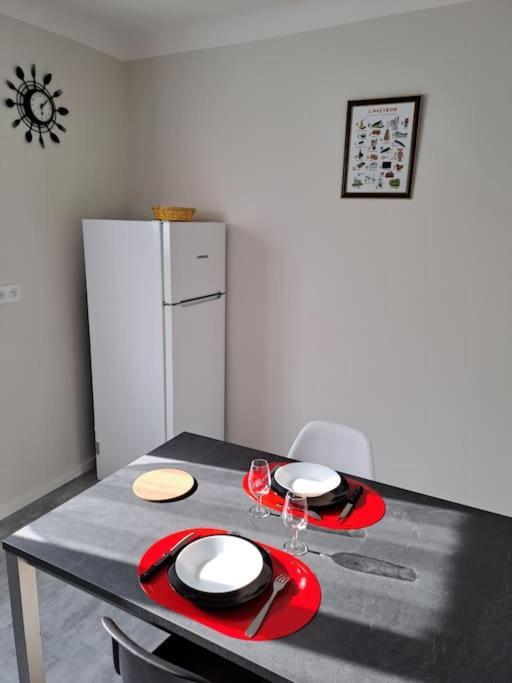 Agreable T2 Classe 3 Etoiles, Refait A Neuf, Dans Quartier Calme 로데즈 외부 사진